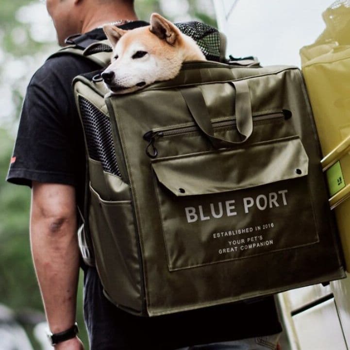 犬バッグ 大容量多機能ペット用キャリーリュック