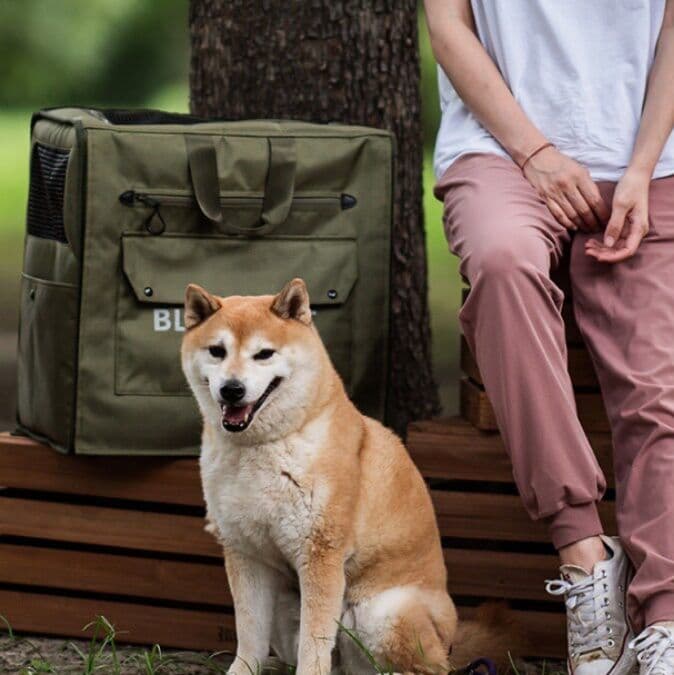 犬バッグ 大容量多機能ペット用キャリーリュック