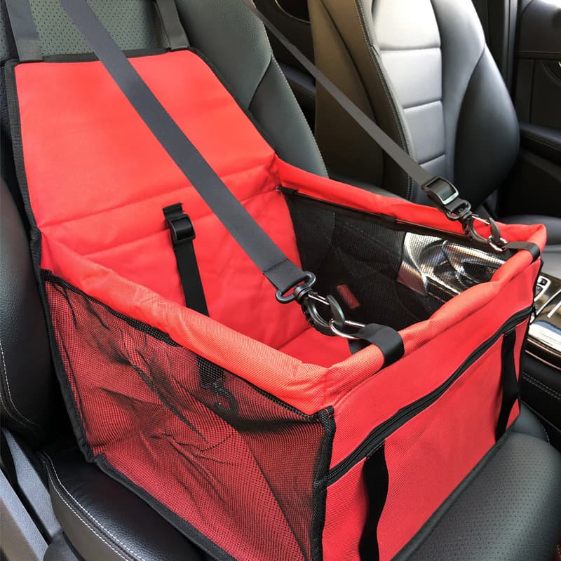 犬バッグ 車載用シートベルト固定式ドライブキャリー