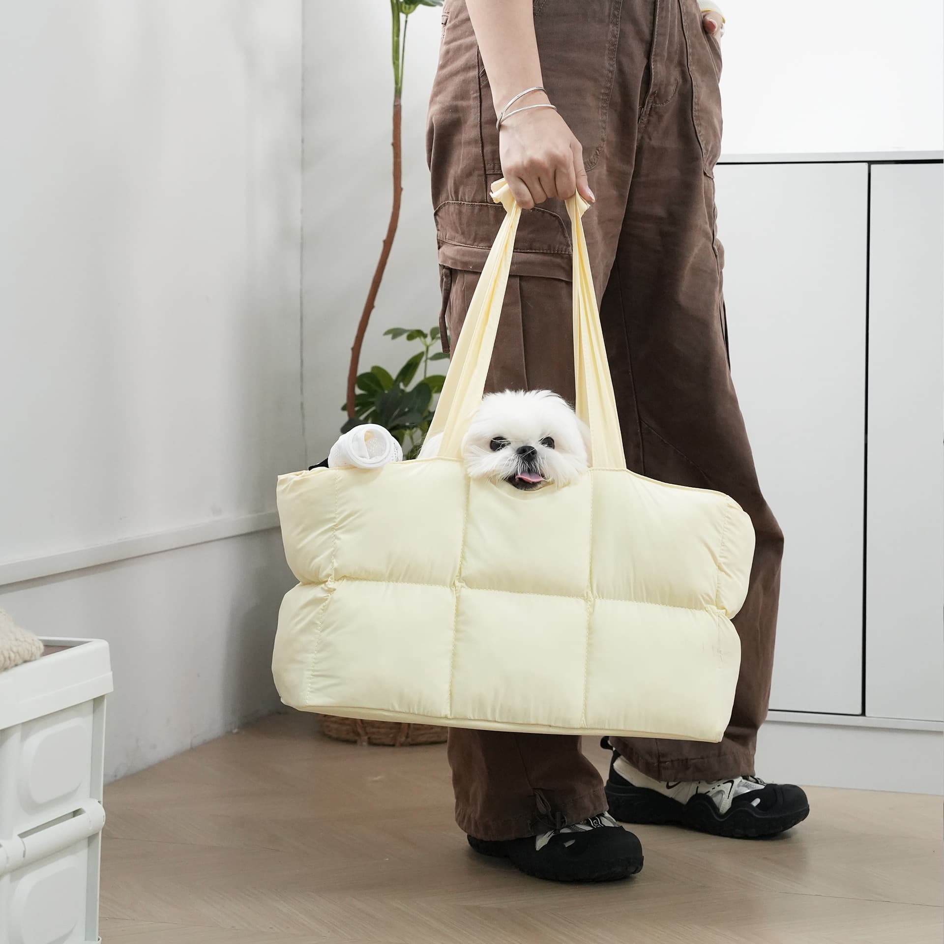 犬バッグ ふんわり中綿入り愛犬お出かけトートバッグ